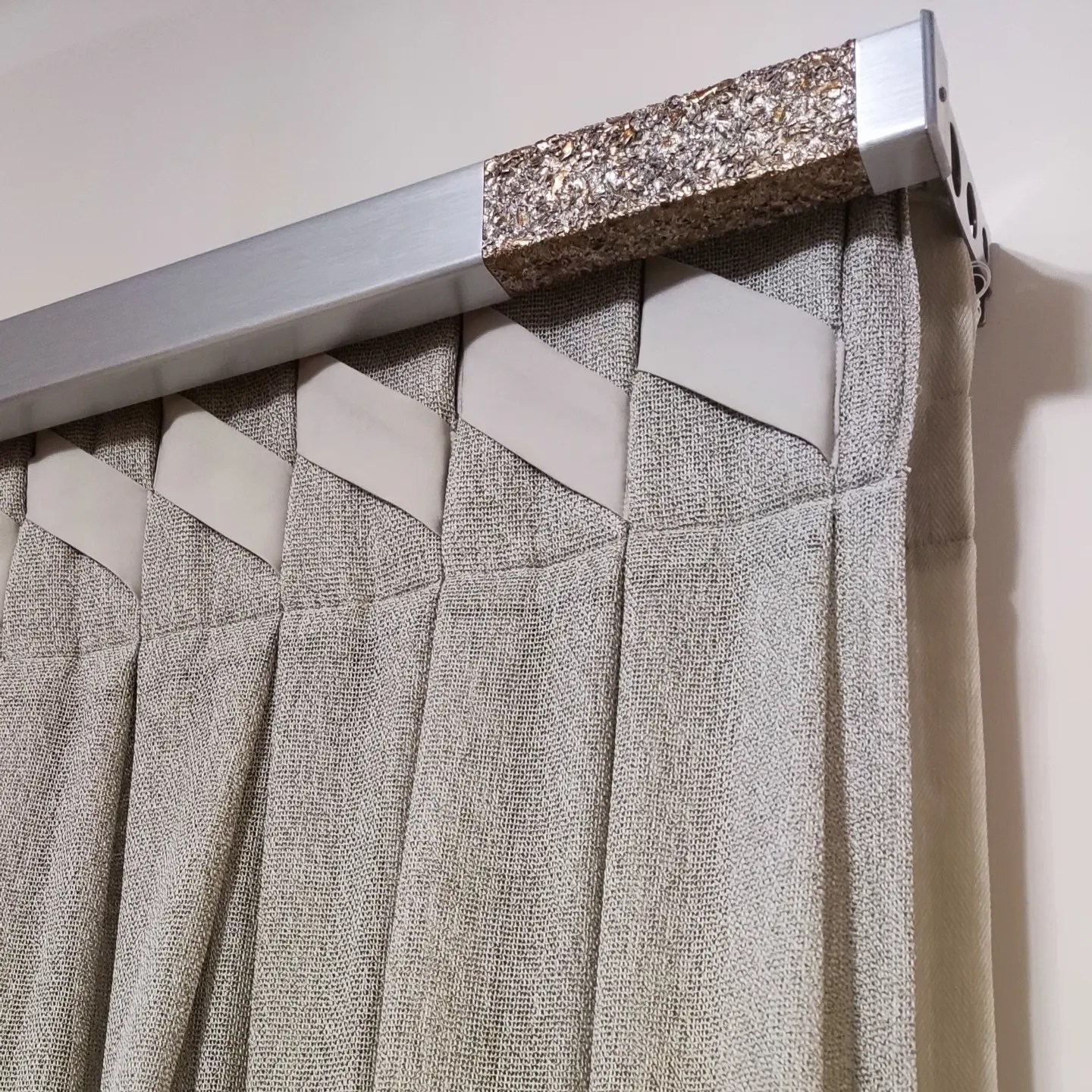 &kappa;&omicron;&upsilon;&rho;&tau;ί&nu;&alpha; &kappa;&omicron;&upsilon;&zeta;ί&nu;&alpha;&sigmaf;